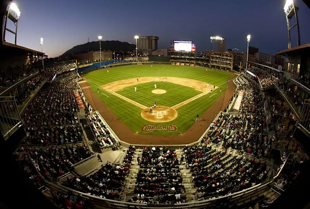 Play Ball! El Paso Chihuahuas vs Round Rock Express