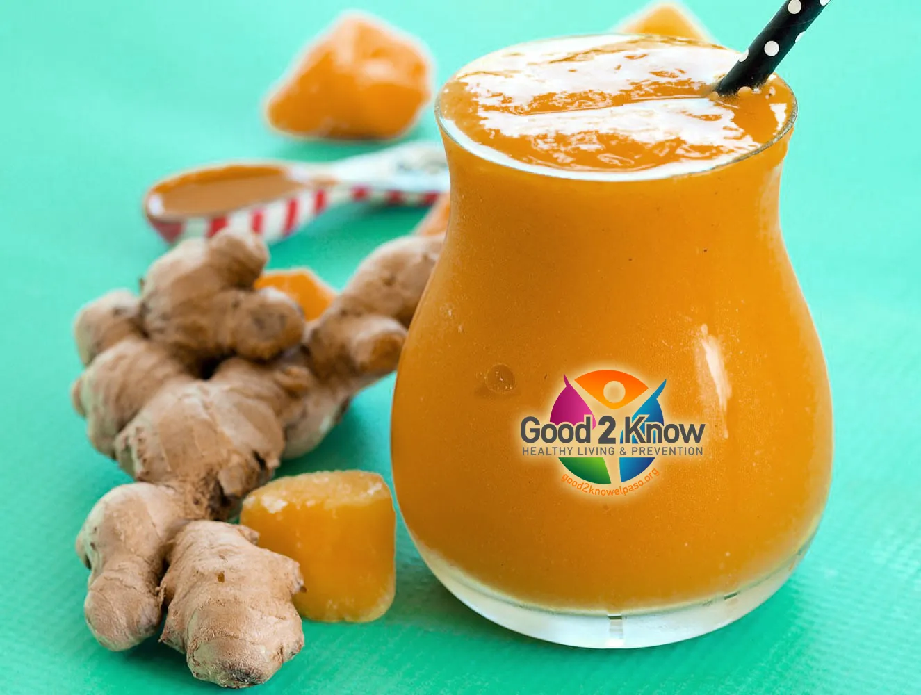 Turmeric smoothie to fight inflammation, allergies