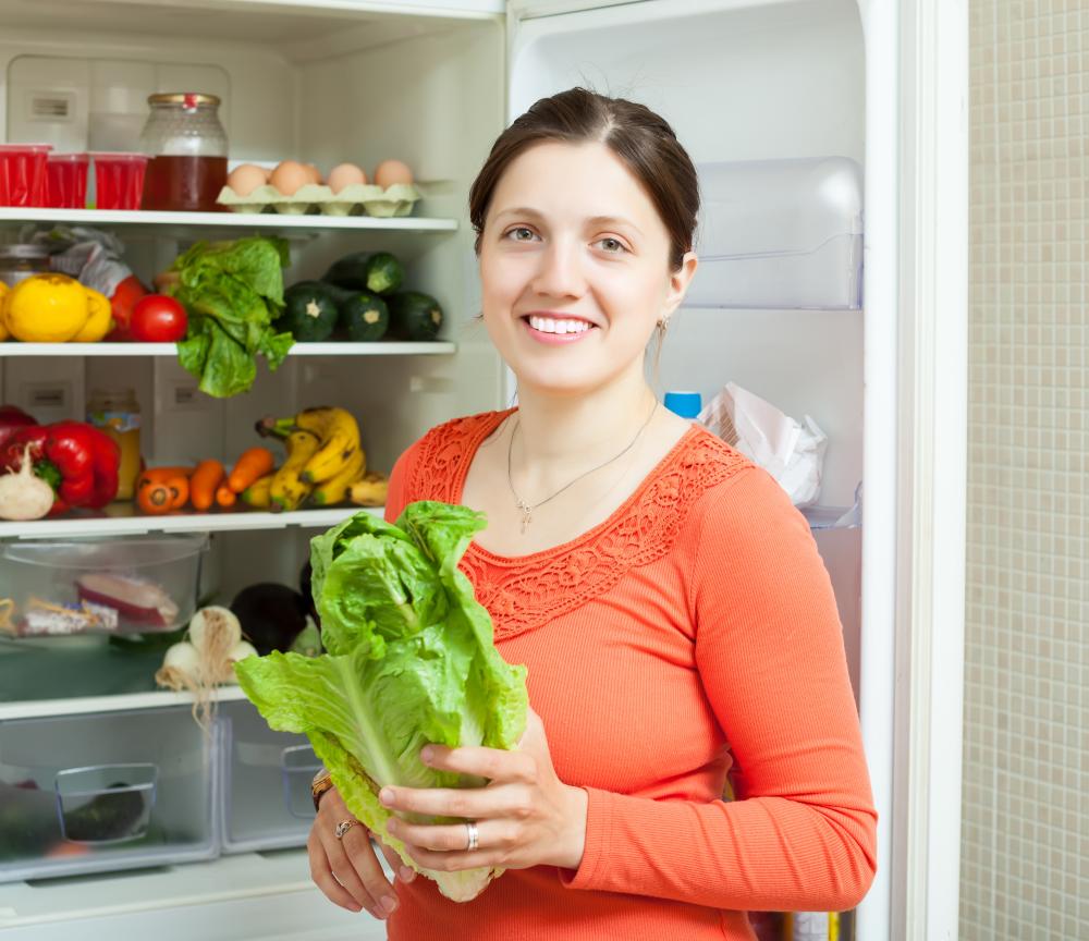 ¡Manténgase fresco guardando estos alimentos en el refrigerador!